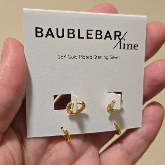 BaubleBar Jewelry - NWT BaubleBar Nicole 18k gold huggie hoop set